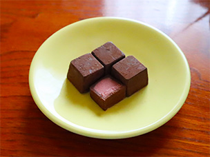 いちごムースチョコ
